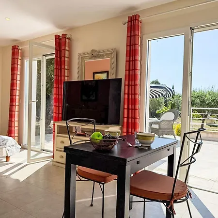 아파트 Parc De La Vigie By Interhome 레지상브르