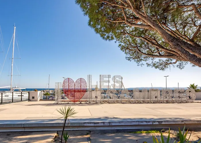 Parc De La Vigie By Interhome Apartament Les Issambres